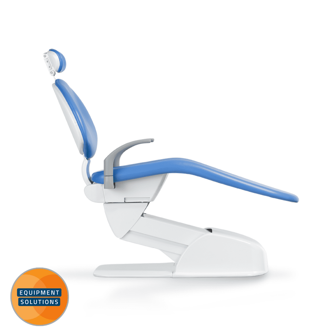 The Belmont Progres Dental Chair is a stand alone chair and can be paired with a seperate ceiling mounted light.