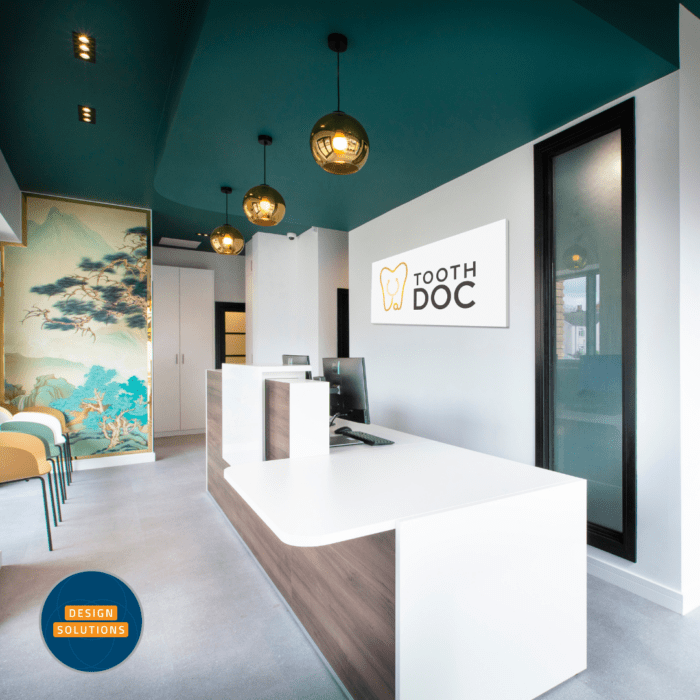 White Space orthodontic clinic with Corian walls by Bureauhub